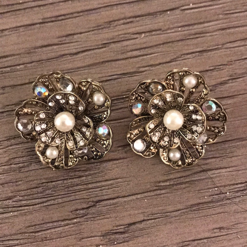 Flower earrings